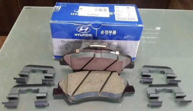 Колодки hyundai 581014la00. Оригинальные колодки на хендай солярис. Оригинальные колодки на хендай солярис. 583021ra30 hyundai/kia. Sp1399a колодки тормозные передние.