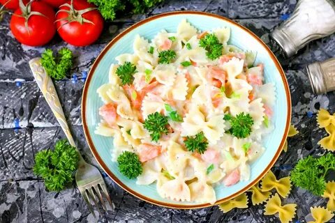 Паста с красной рыбой в сливочном соусе