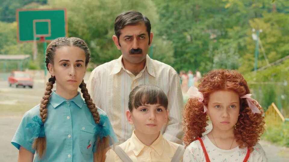 Фото из сериала манюня где головы синие Юрий Никулин станет героем нового фильма братьев Андреасян лайфстайл 26 март