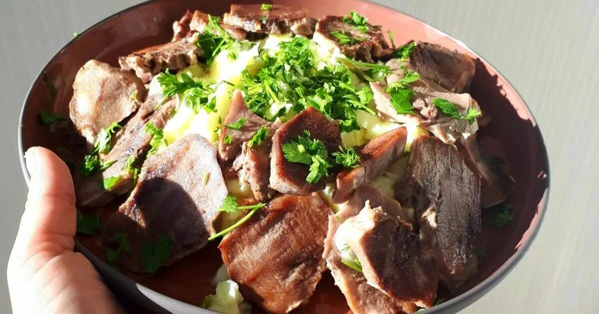 Закуска из языка. Блюда из свиного языка. Блюда из свиного языка. Блюда из свиного языка. Приготовление свиного языка.