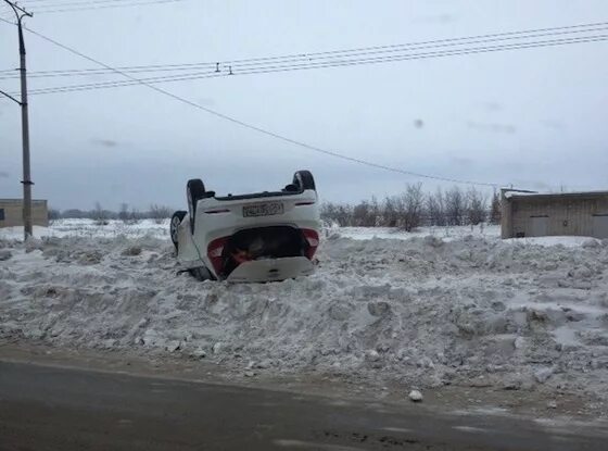 Поволжское шоссе тольятти. Перевернутый Солярис. Тольятти Поволжское шоссе пожар. Фото перевернутого Соляриса. Поволжское шоссе 4.