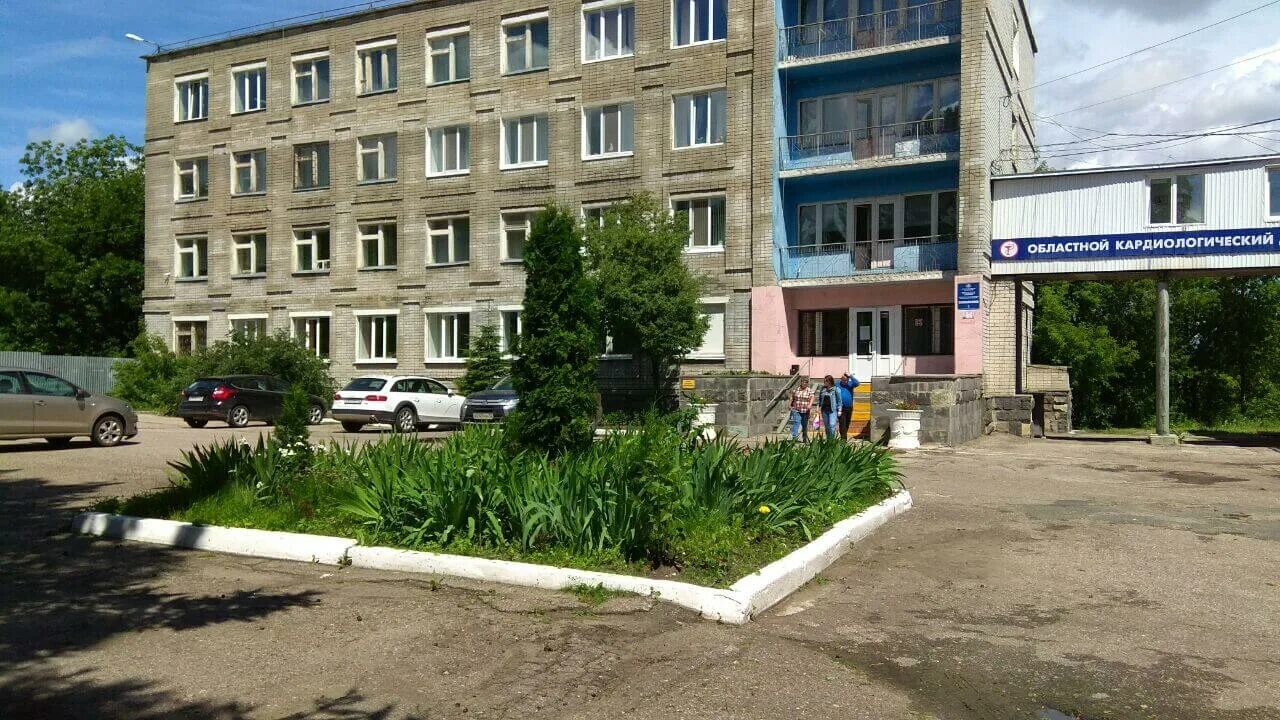 Областная кардиологическая больница ульяновск. Областной кардиологический диспансер ульяновск. Кардиологический центр ульяновск хрустальная 3а. Областной кардиологический диспансер ульяновск хрустальная. Кардиодиспансер ульяновск.