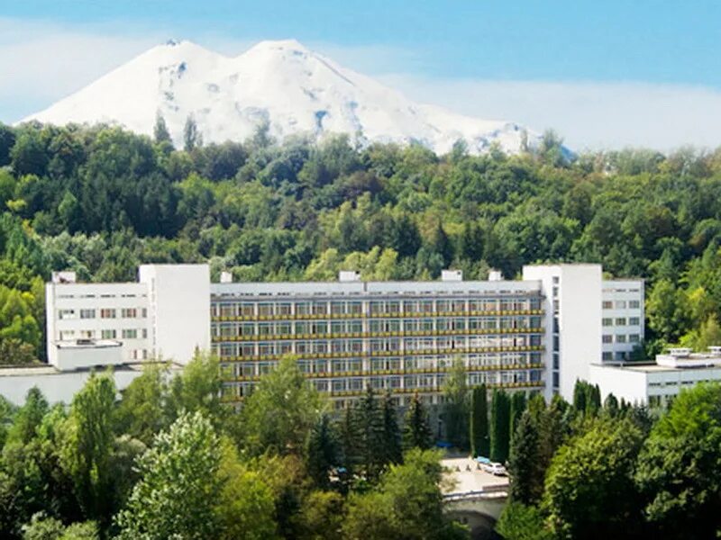 Кисловодск санатории в парке. Родник Кисловодск. Санаторий Родник Кисловодск. Пансионат Родник Кисловодск. Санаторий Родник Кисловодск Фотогалерея.