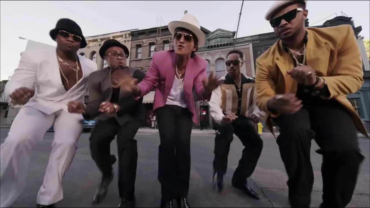 Uptown funk mark mars. Uptown funk. bruno mars uptown funk. фанк гифки. funky гифка.
