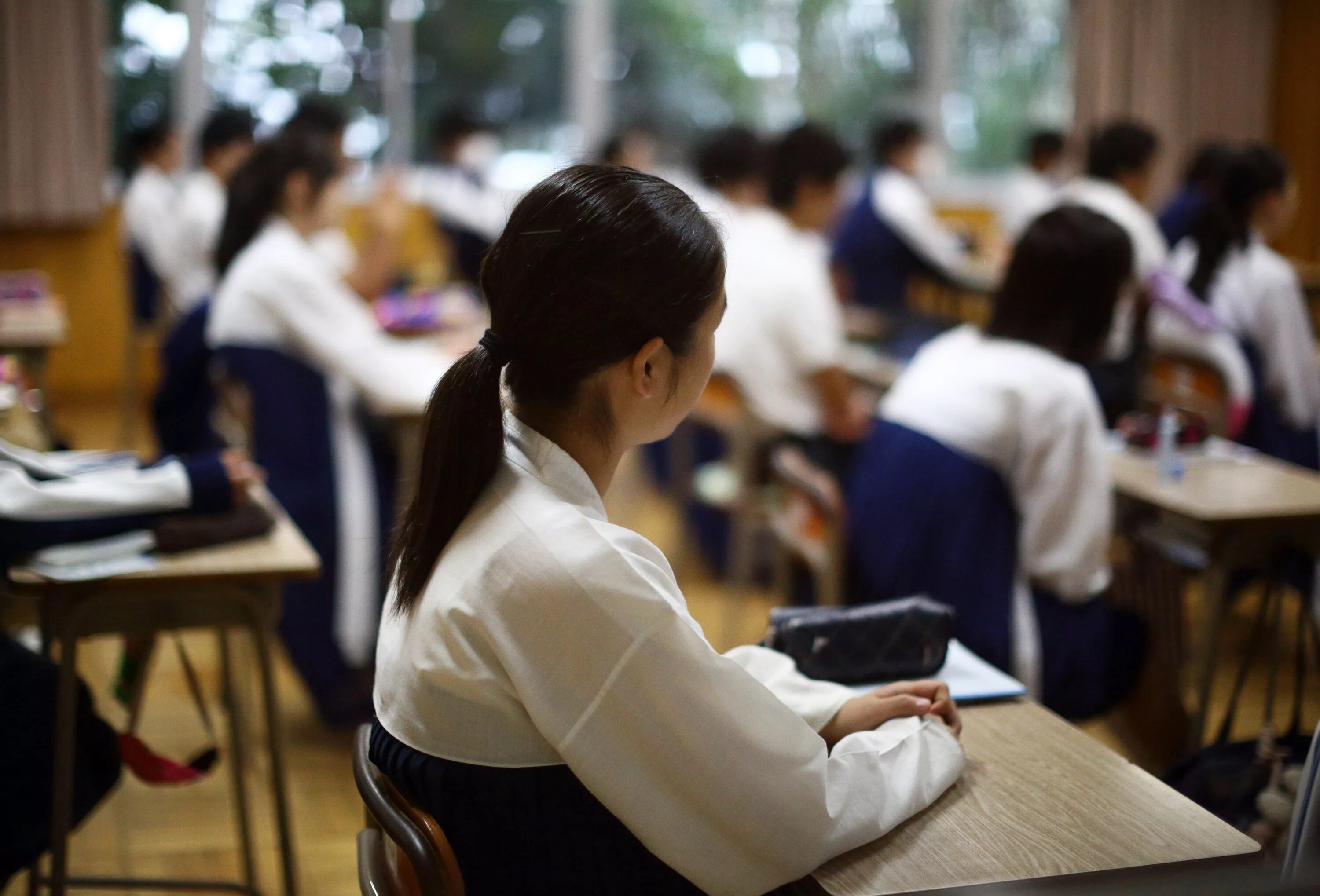 Korean students. Корейская школа. Школа в Японии. Япония школьники. Южная Корея школа.