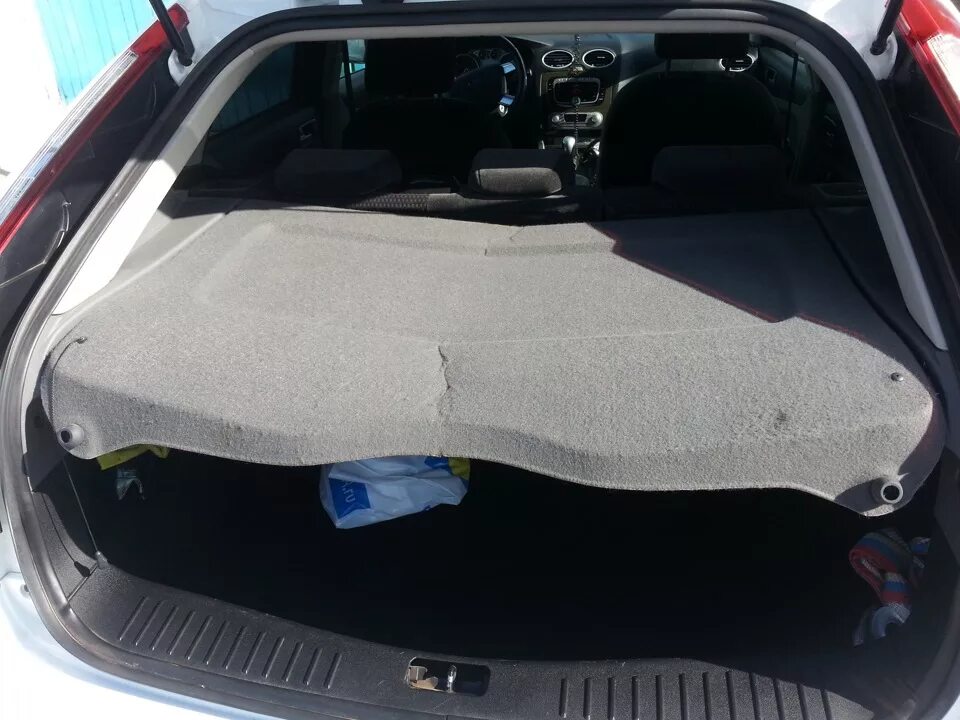Задняя полка на ford focus хэтчбек. Форд фокус 2 задние. Полка форд фокус 2 хэтчбек. Задняя полка на ford focus 2 хэтчбек. Задняя полка фокус 2 хэтчбек.
