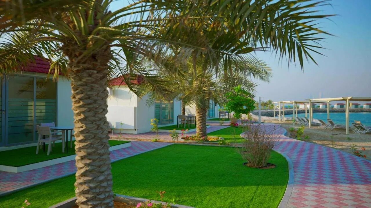 Royal m ОАЭ. Роял м отель Абу Даби. Royal m Hotel & Resort Abu Dhabi 5*. Royal m Hotel & Resort Abu Dhabi пляж. Royal m hotel abu dhabi 5