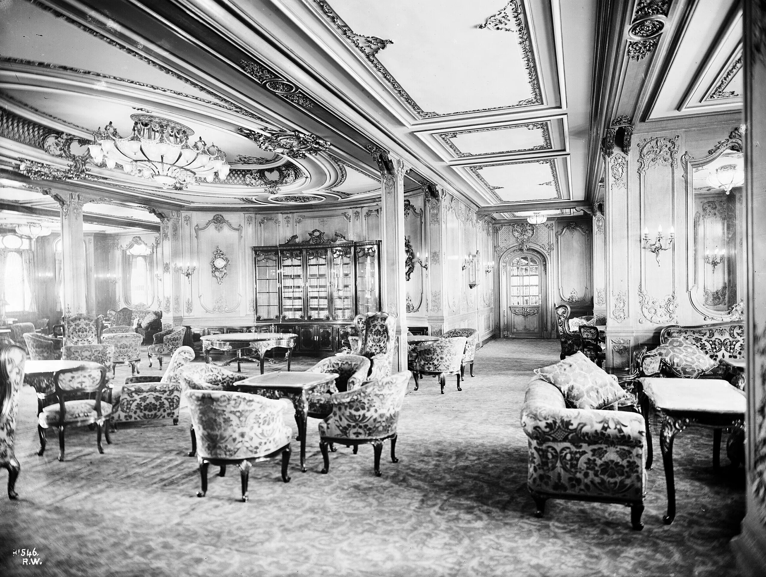Inside of Titanic Titanic fotos reales, Titanic bajo el agua, Fotos del titanic