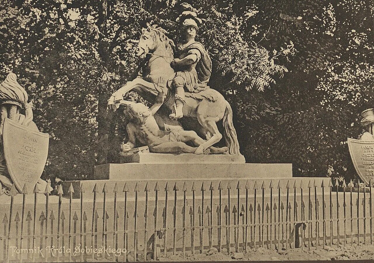 Памятники королю яну iii собескому парке королевские лазенки. В польше сносят памятники советским воинам. Осквернение памятников советским воинам польша. Обычаи по захоронению в финляндии. Памятник волынской резне в польше.