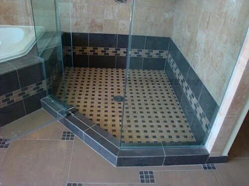 Душевой поддон в строительном исполнении Tile floor, Tiles, Flooring