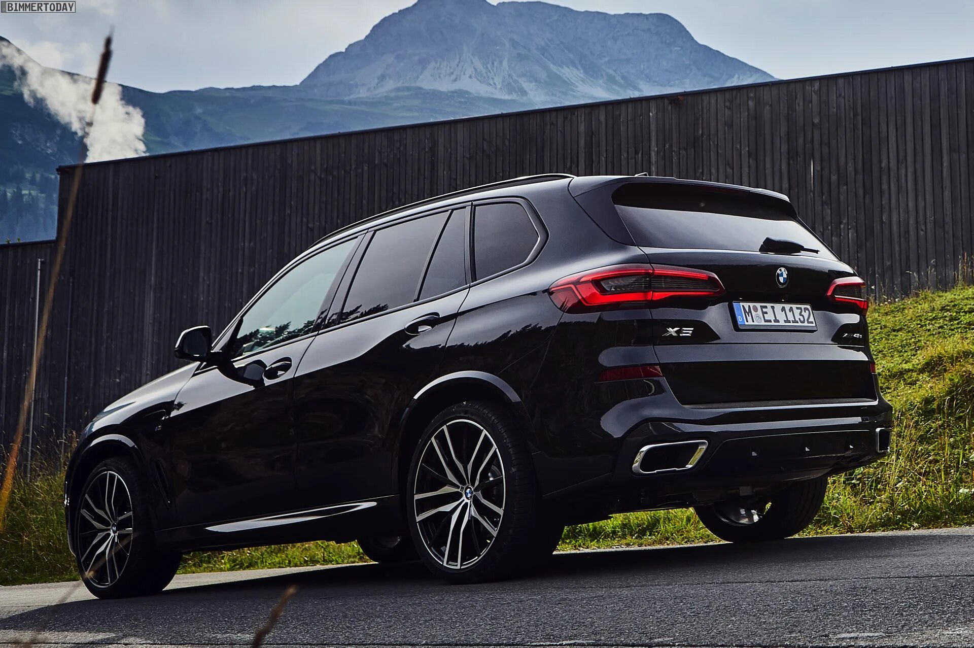 X5 g05 отзывы. BMW x5m 2019. BMW x5 xdrive45e. БМВ х5 новый. BMW x5 2019 черный.