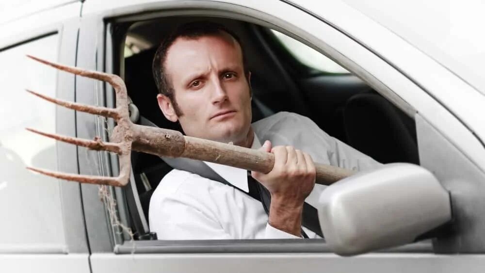 Водитель. Бешеный водитель. Агрессивный водитель. Водитель за рулем. Хамло на дороге.