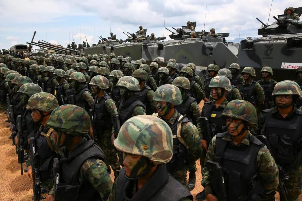 Чвк вагнер в ростове. Вооруженный мятеж в россии. Мятеж вагнера ростов на дону. Чвк вагнер в ростове. Вооруженный мятеж.