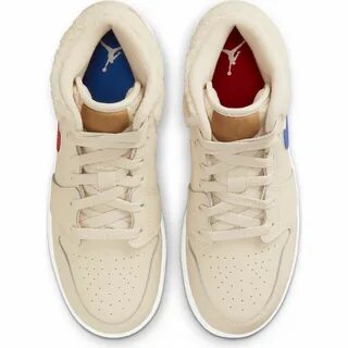 Jordan 1 fleece