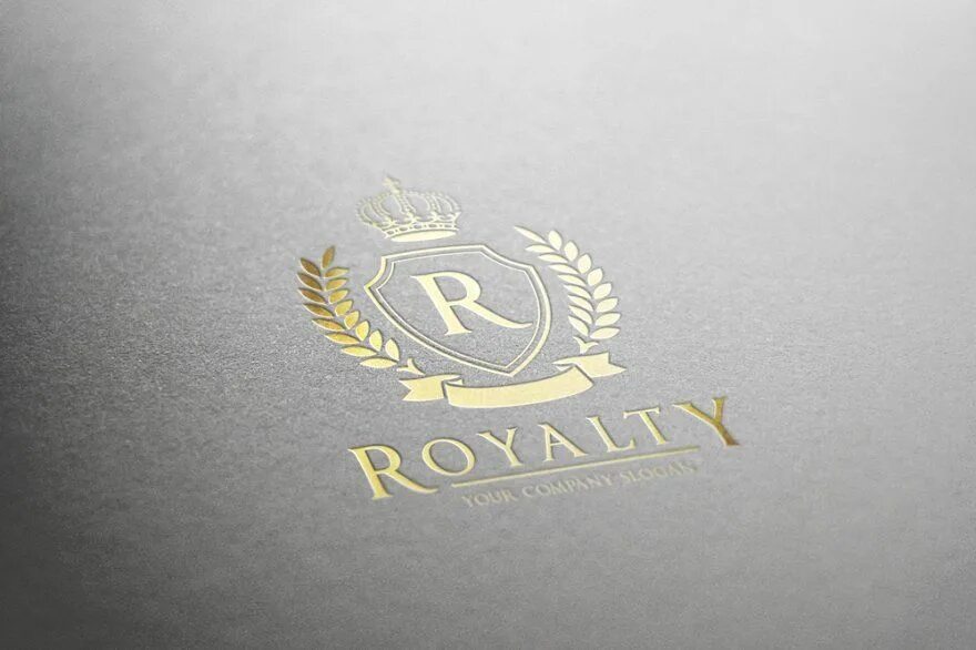 Royal logo. Royalty s. Royalty s. Royalty s. Логотип с короной и буквами.