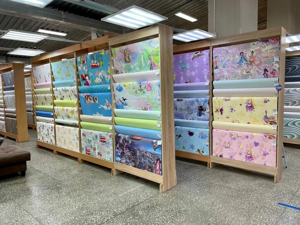 интерьерный пермь. дизайнер квартир пермь. уральская 63 гудвин обои. ткани пермская 63.