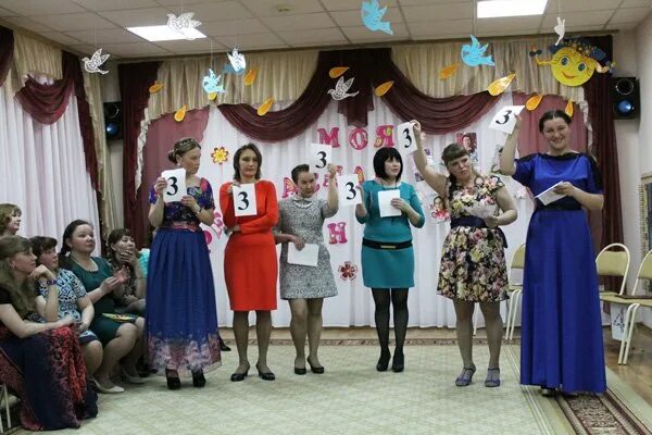 Костюм кружки из федорино горе. Костюм для помощника воспитателя. Хороший воспитатель. Детский сад жемчужина серов. Младший воспитатель в детский сад.