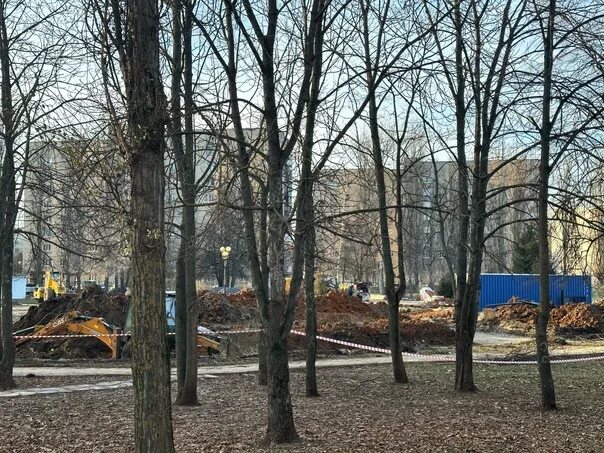 Каток солнечный старый. Парк Солнечный старый Оскол. Парк Солнечный до благоустройства старый Оскол. Каток старый Оскол парк Солнечный. Каток в парке Солнечный старый Оскол.