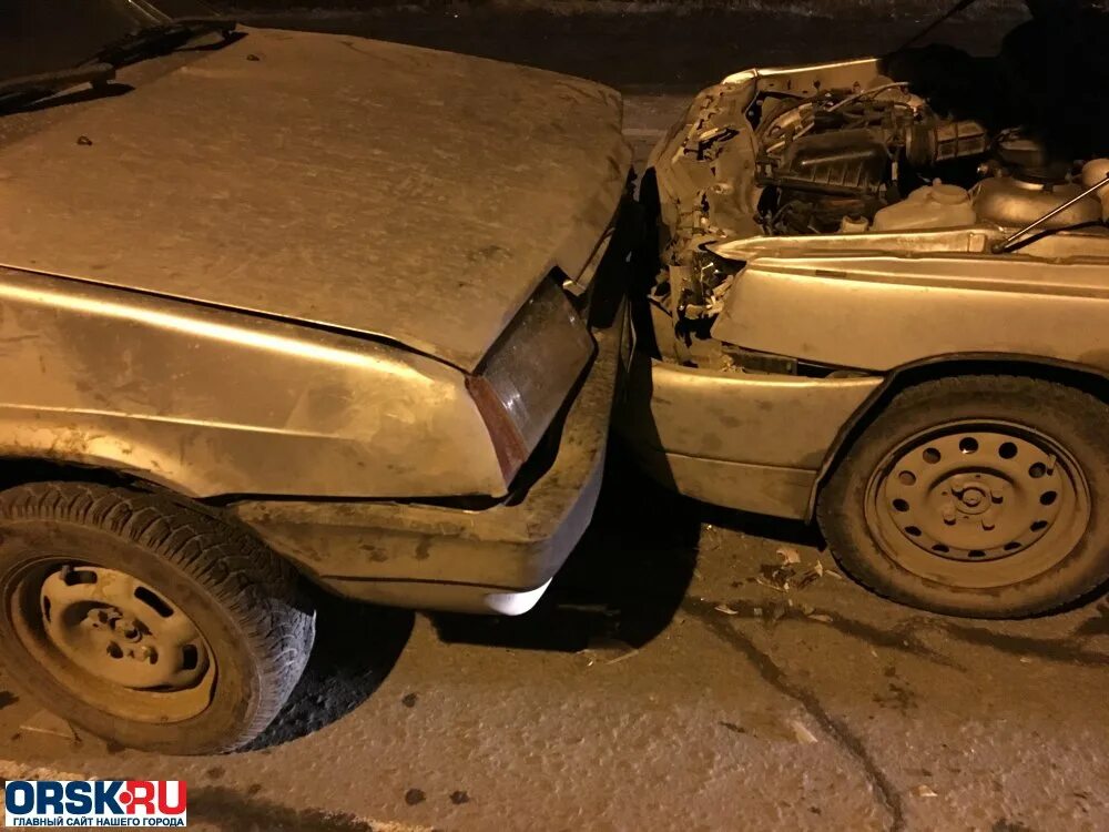 азлк 2141 и ваз 2109. девятка с ментами. девятка против. автокросс тверь борихино поле. десятка или девятка.
