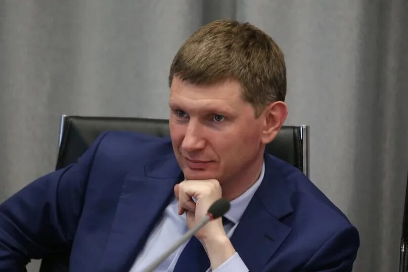 Министр внутренней политики марий эл. Место министр. Место министр. Кр министрликтери. Российский солдат.