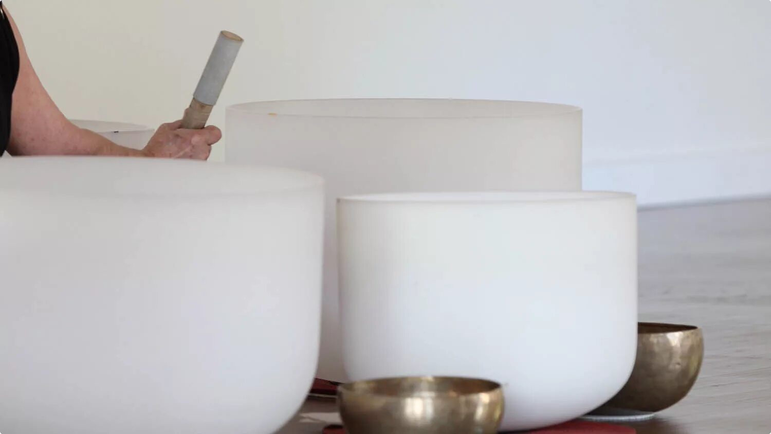 Sound baths. Sound bath.