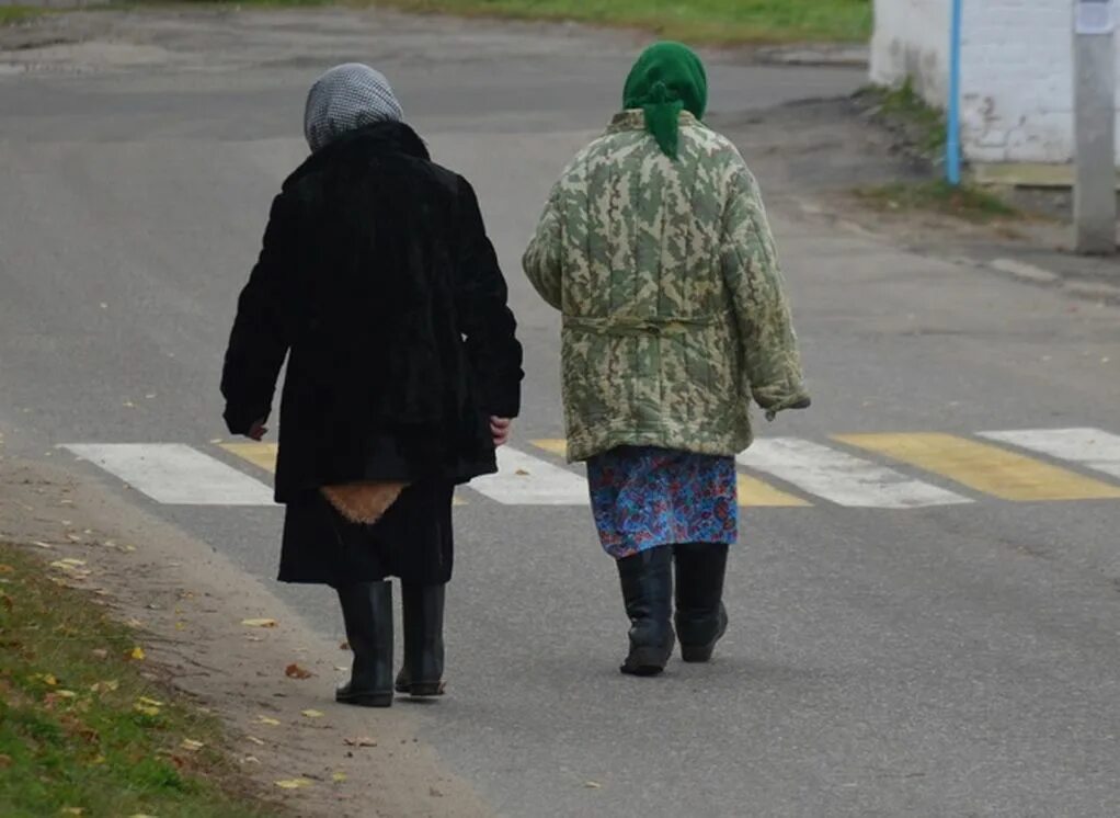 Россияне. Новости про пенсионеров неработающих