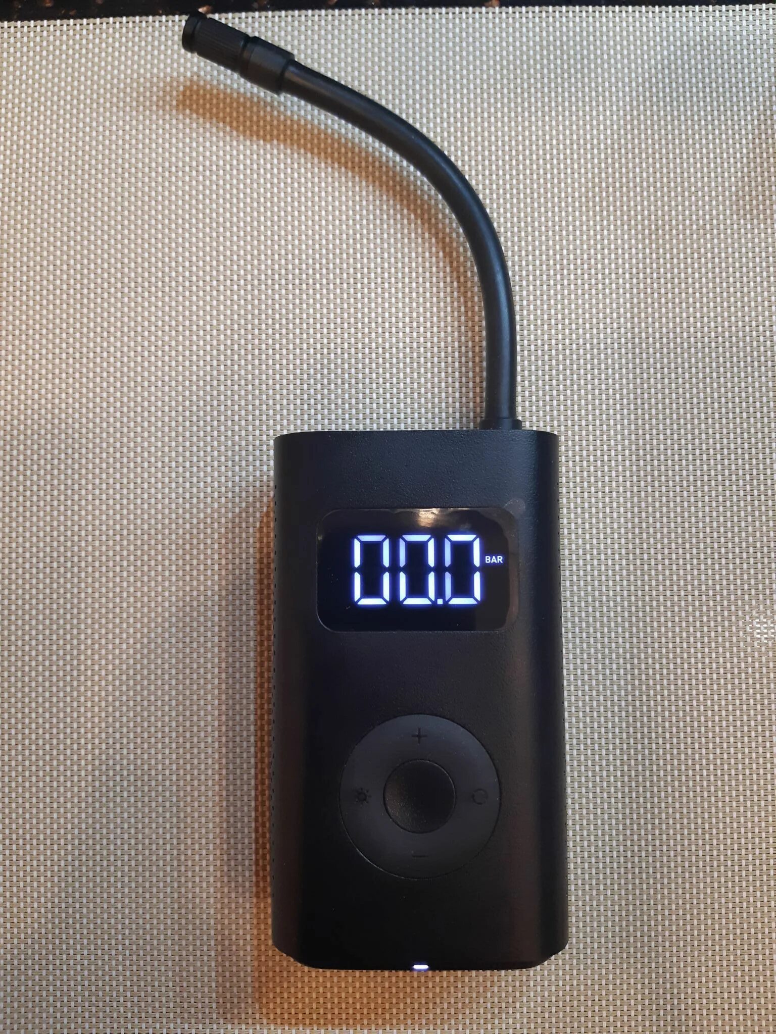 Насос xiaomi mijia electric pump mjcqb01qj / dzn4006gl. Компрессор xiaomi mijia electric pump. Xiaomi mi portable electric air compressor 2s. Компрессор xiaomi mi portable electric air compressor. Xiaomi air pump 2.
