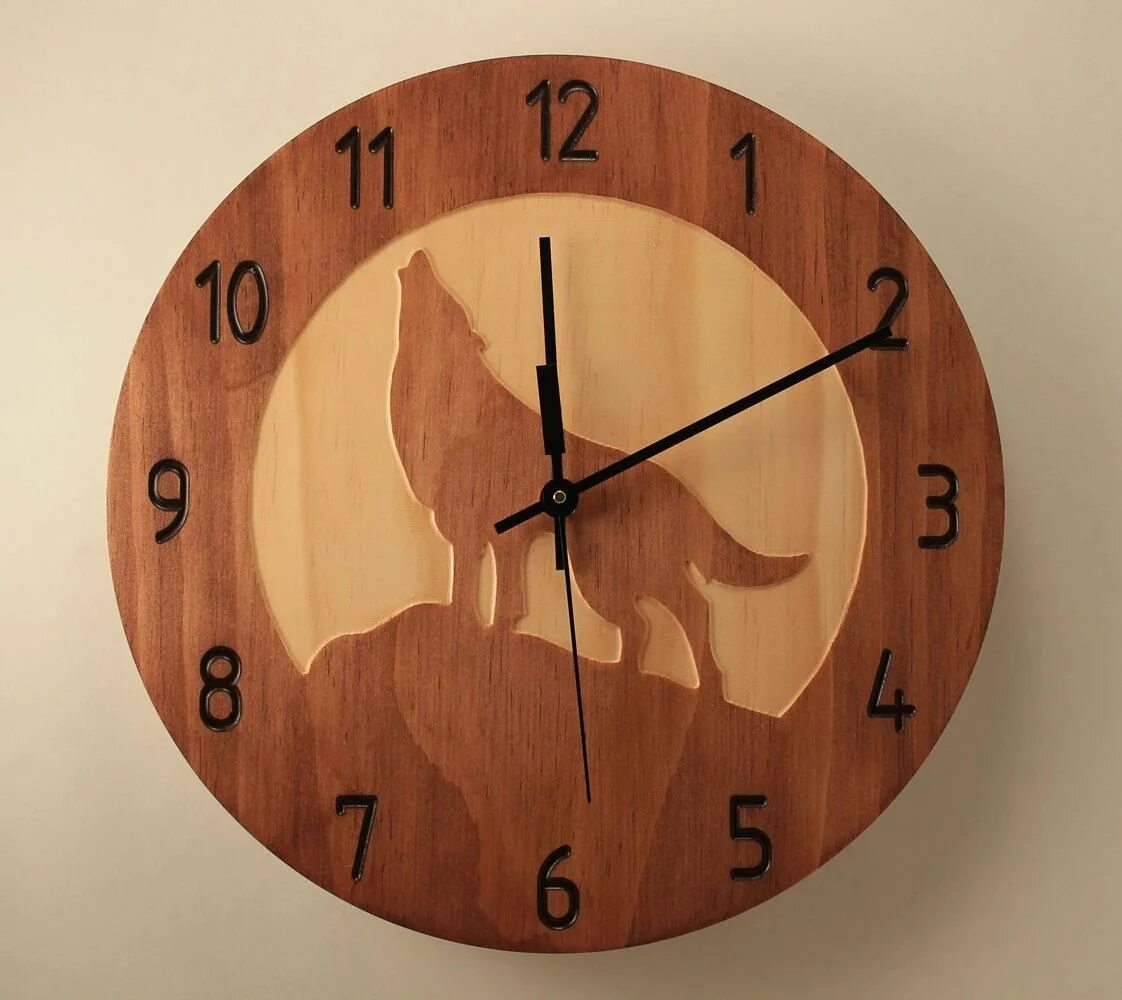 Часы лось. Часы из дерева. Часы настенные деревянные. Часы из дерева настенные. Настенные часы из дерева своими руками.