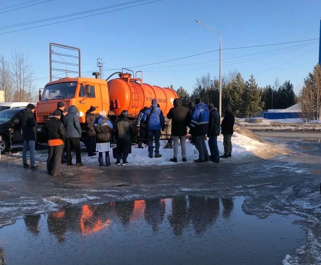 Причина чп. Авария на объекте. Нефть авария. ЧП Энгельс происшествия сегодня на КНС 5. Взрыв в Нижневартовске сегодня.