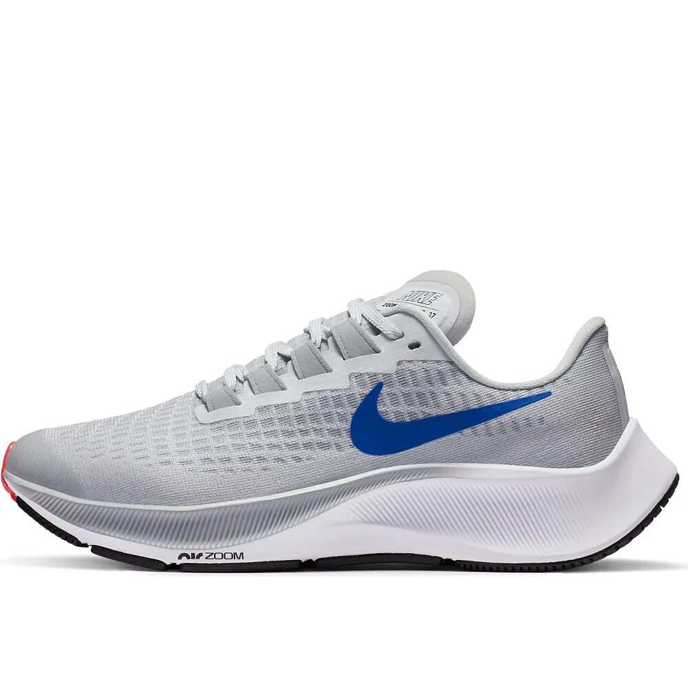 Nike Pegasus 37 GS.