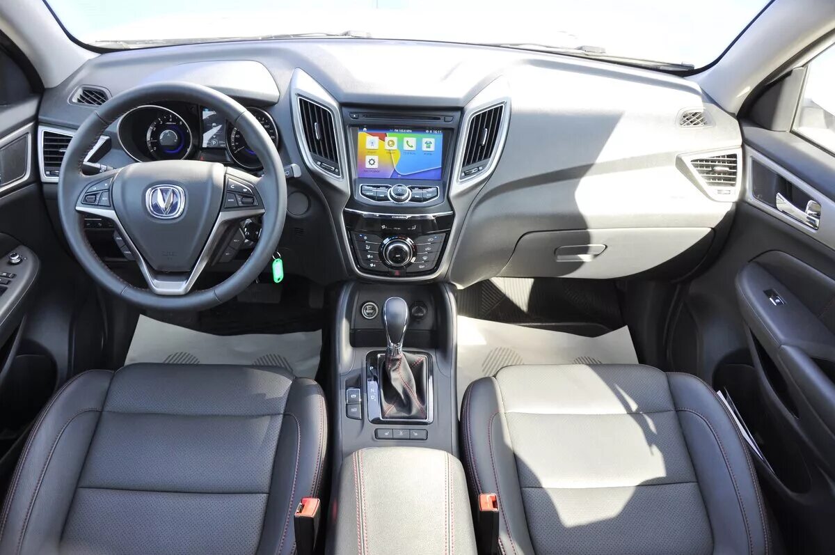 Чанган cs35 2014. Чанган цс 75 фл салон. Чанган цс 35 салон. Установка сторонних приложений changan. Чанган cs75 2021.