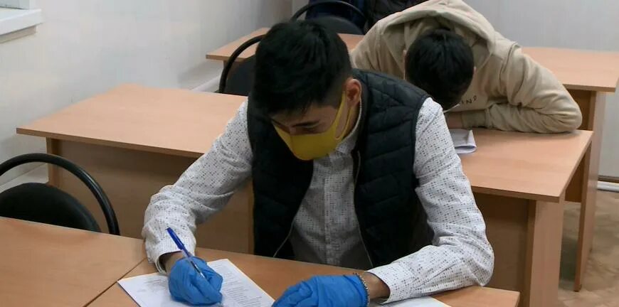 экзамен на знание русского языка. консультирование мигрантов. экзамен по русскому языку для иностранных граждан. экзамен по языку для мигрантов. экзамен по языку для мигрантов.