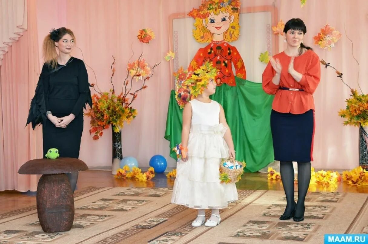 Осенние сценки для детского сада. Веселый капустник. Семейные посиделки праздник в детском саду фольклорный праздник. Сценарий осеннего праздника капустник. Капустник это праздник.