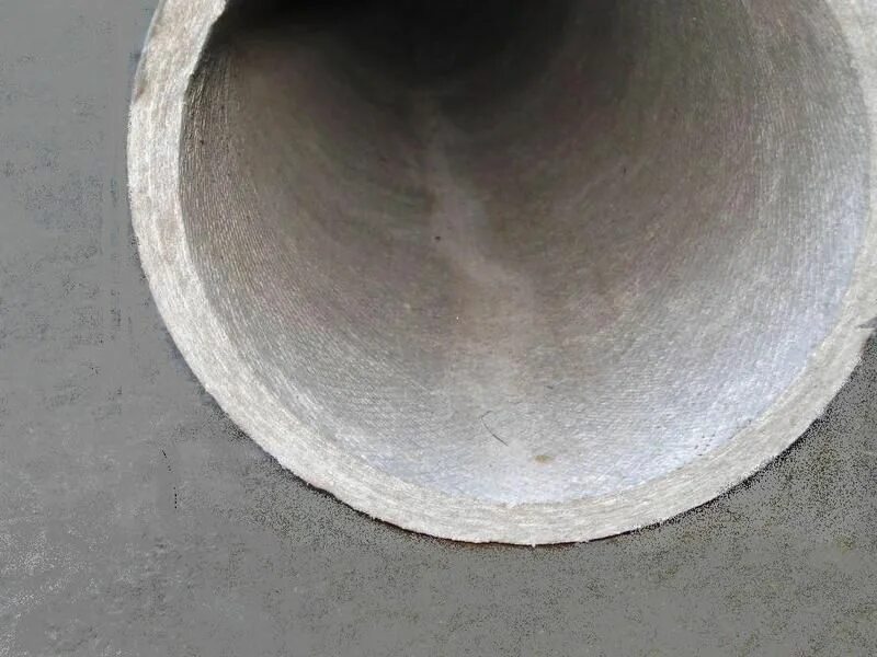 Труба асбоцементная 320мм. Теплоизоляция для труб печи для бани. Асбестовая труба для дымохода. Трубы теплотрассы асбест. Держатель для асбестовой трубы.