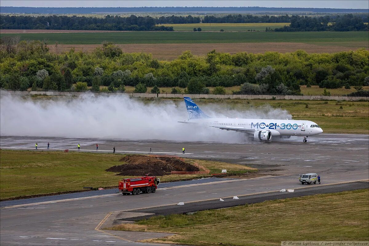 Мс 21 последние на сегодня. МС 21 300. МС-21-310. Мс21 самолет. МС-21 испытания.