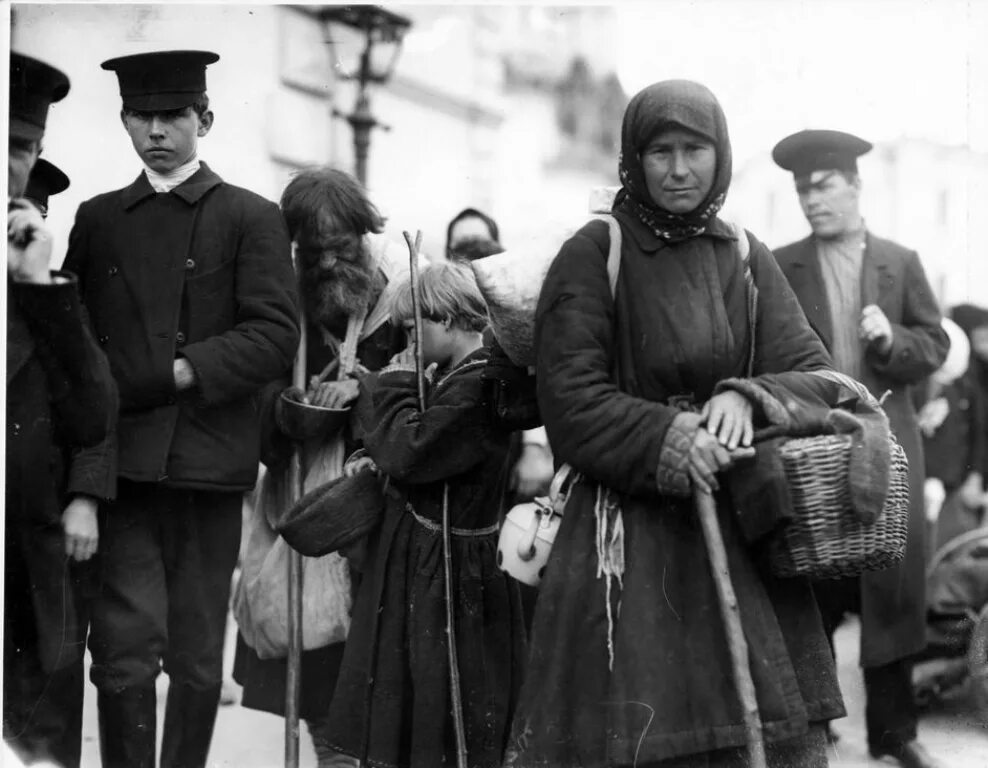 Российская империя 1900 года. Крестьяне 1913 Москва. 1900 Год Российская Империя люди. Москва люди 1900. Российская Империя 1913 год.