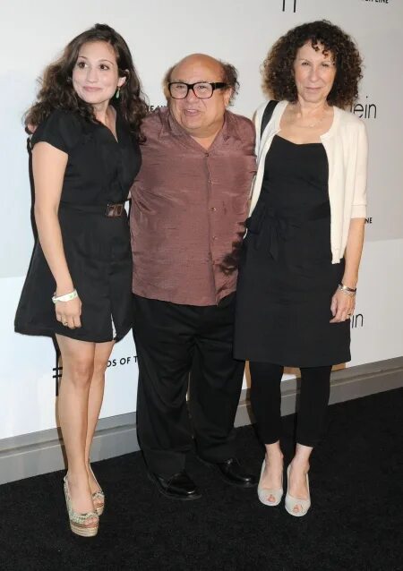 дети дэнни девито. дени жена. реа перлман и дэнни де вито. дени жена. дени жена.