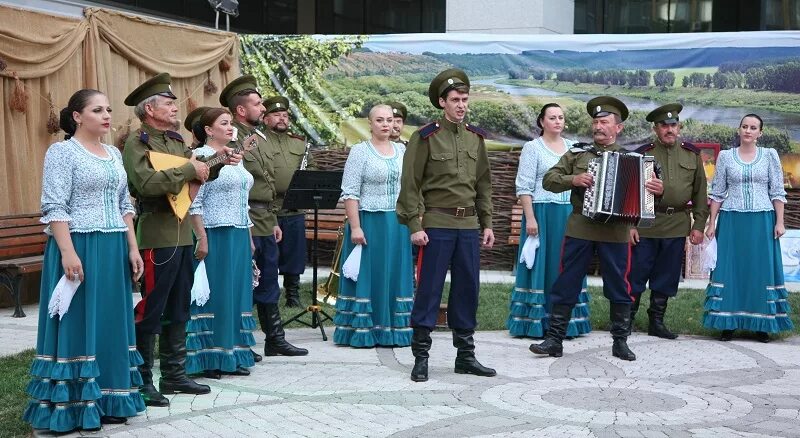 Казачий ансамбль православный Дон. Боковская казачий ансамбль. Участники казачьего ансамбля православный Дон. Казачий городок. Ансамбль православный дон