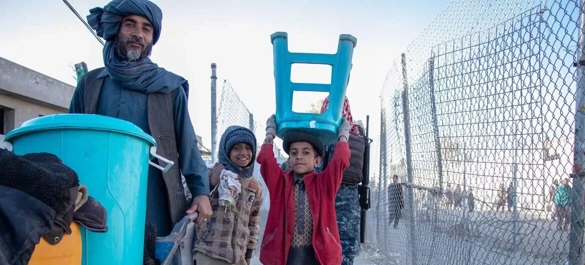 Выслать всех таджиков. UNHCR Таджикистан. Домой Таджикистан. Таджикистан беженцы Афганистана.