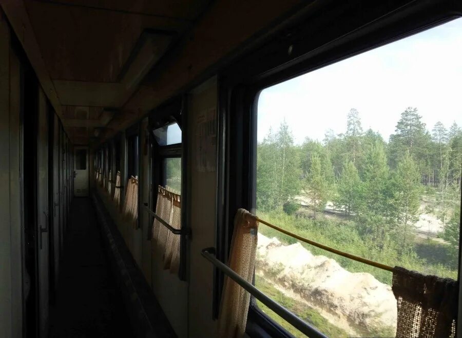 Вид из окна вагона. Вагонные окна. Вагоны без окон. Окно поезда. Окно вагона.