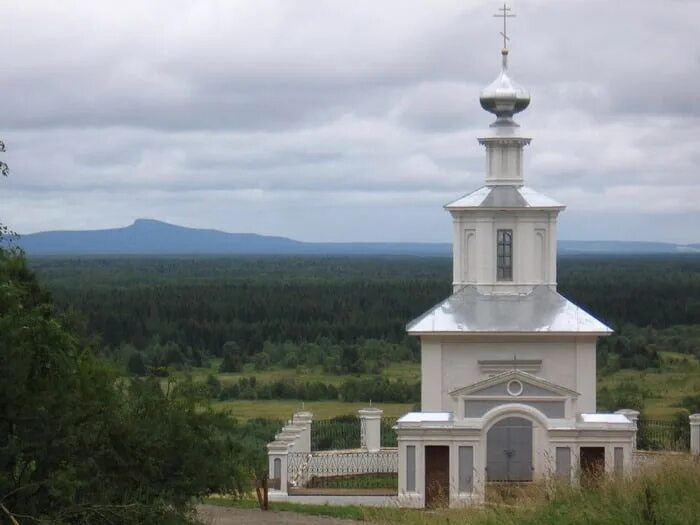 Чердынь гора. Чердынь гора полюд. чердынь полюдов камень. чердынский камень пермский край. чердынь полюд ветлан.