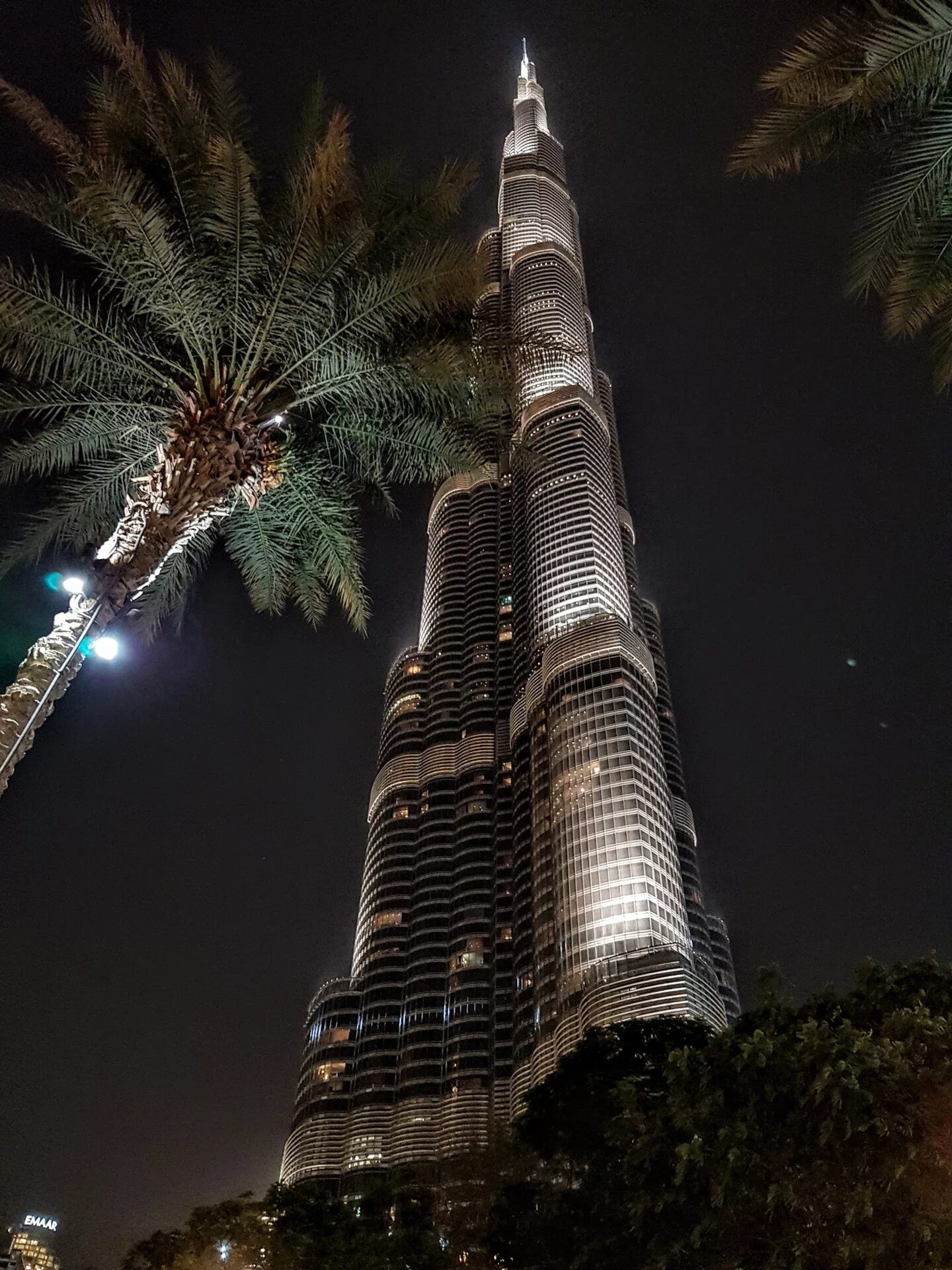 Халиф картинки. Небоскрёб Бурдж-Халифа в Дубае. Бурдж-Халифа Дубай 2022. Мечеть Бурдж Халифа в Дубае. Бурдж Халифа – 828 метров.