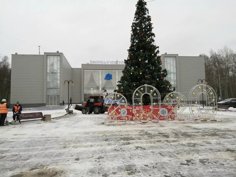 Дк приокский сайт. Дворец культуры Приокский. Дом культуры Приокский Рязань. Дворец культуры ДК Приокский улица. Дворец культуры Станкозавода Рязань.