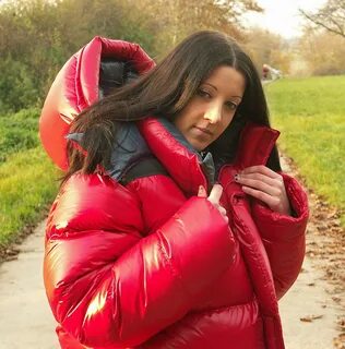 Tine in a red Parka 