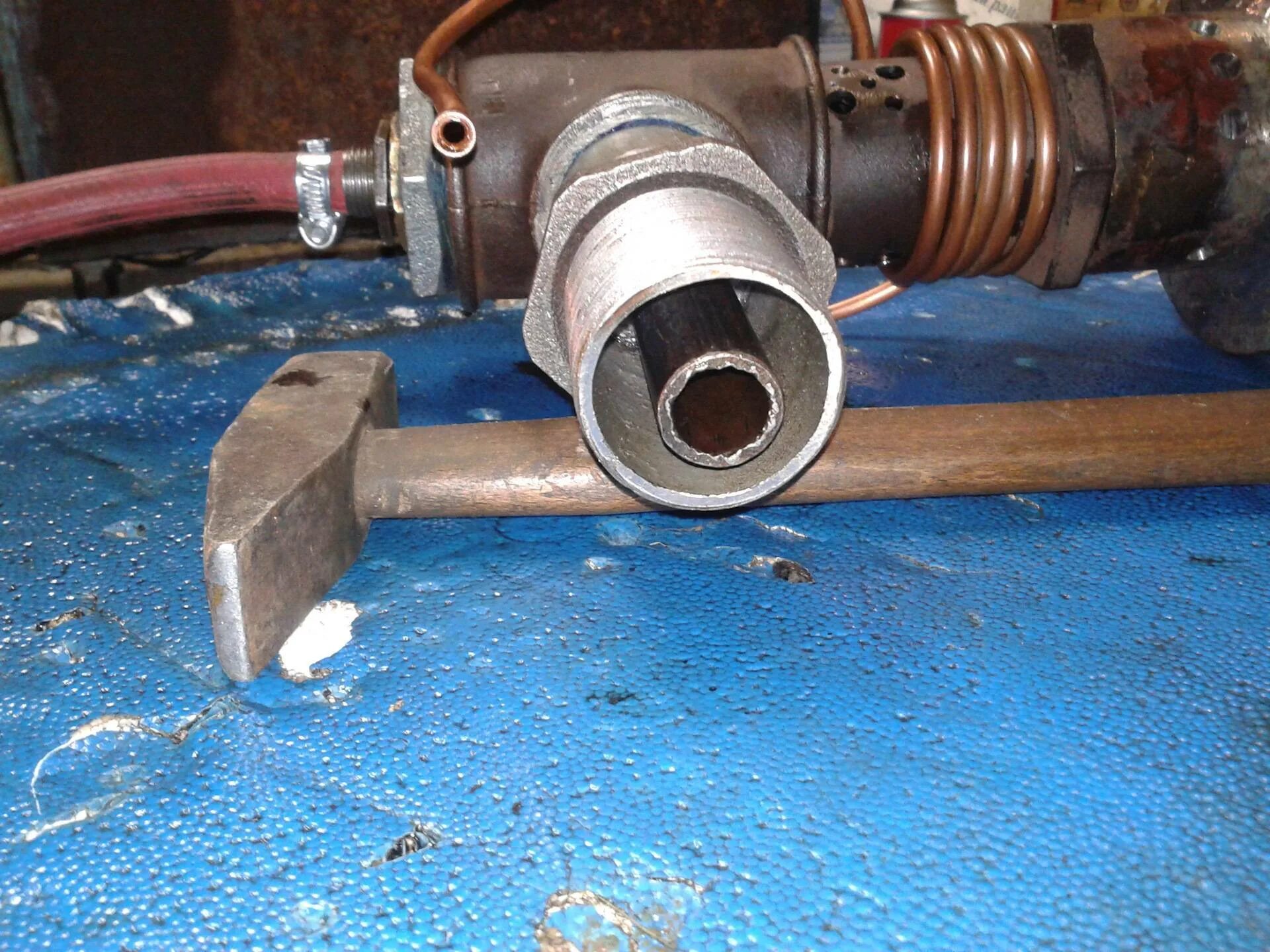 Как сделать форсунку. Горелка бабингтона депульсатор. Форсунка для сжигания отработанного масла. Горелка бабингтона с наддувом. Как сделать форсунку.