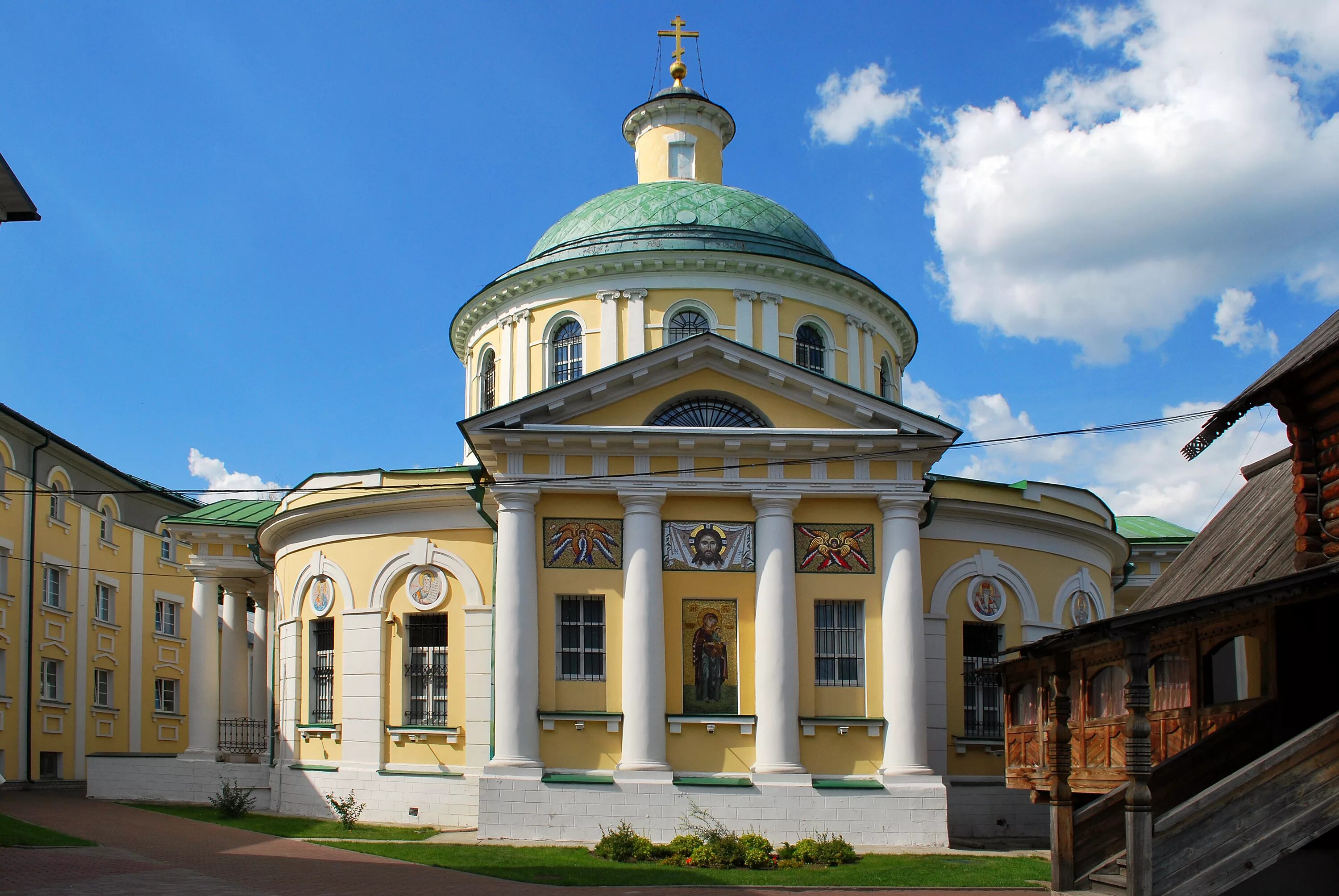 москвы. церковь успения пресвятой богородицы в косине. храм богородицы в косино. храм святителя николая в косино. касинская церковь москва.