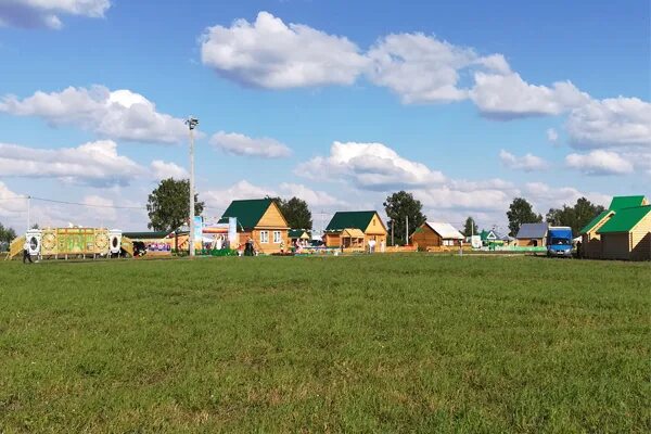 Елюзань пензенская область погода 10 дней. Деревня елюзань пенза. река елюзань пензенская область. елюзань пензенская область ипподром. елюзань (река).