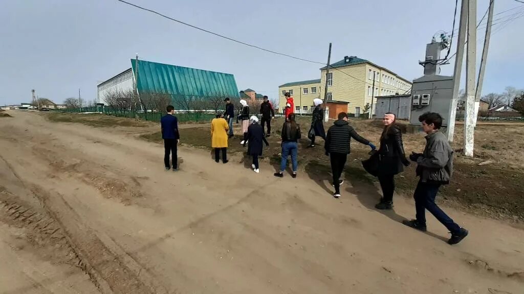 Сад мачете елюзань. Село средняя елюзань. Мечети села средняя елюзань. Мбоу сош 1 средняя елюзань. Мисс сабантуй 2022 средняя елюзань.