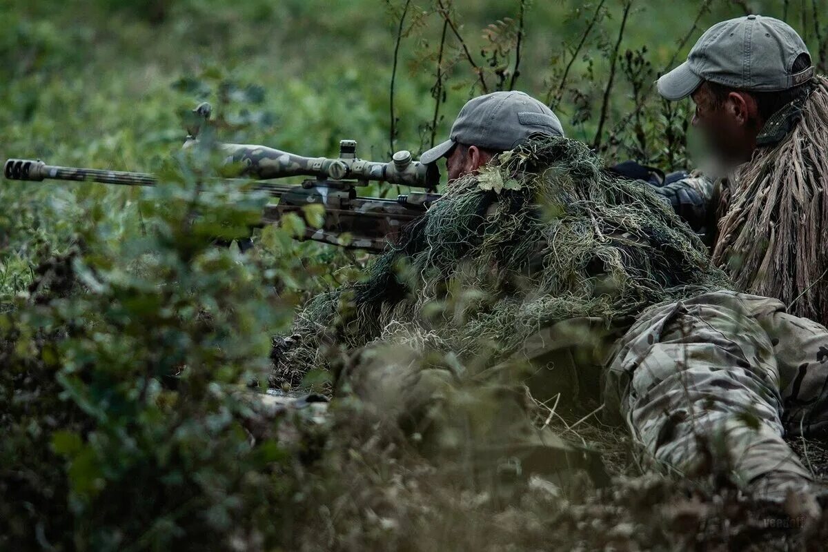 Спецназ в засаде. Снайпер. Снайпер диверсант. Военный снайпер. Лучшие снайперы россии