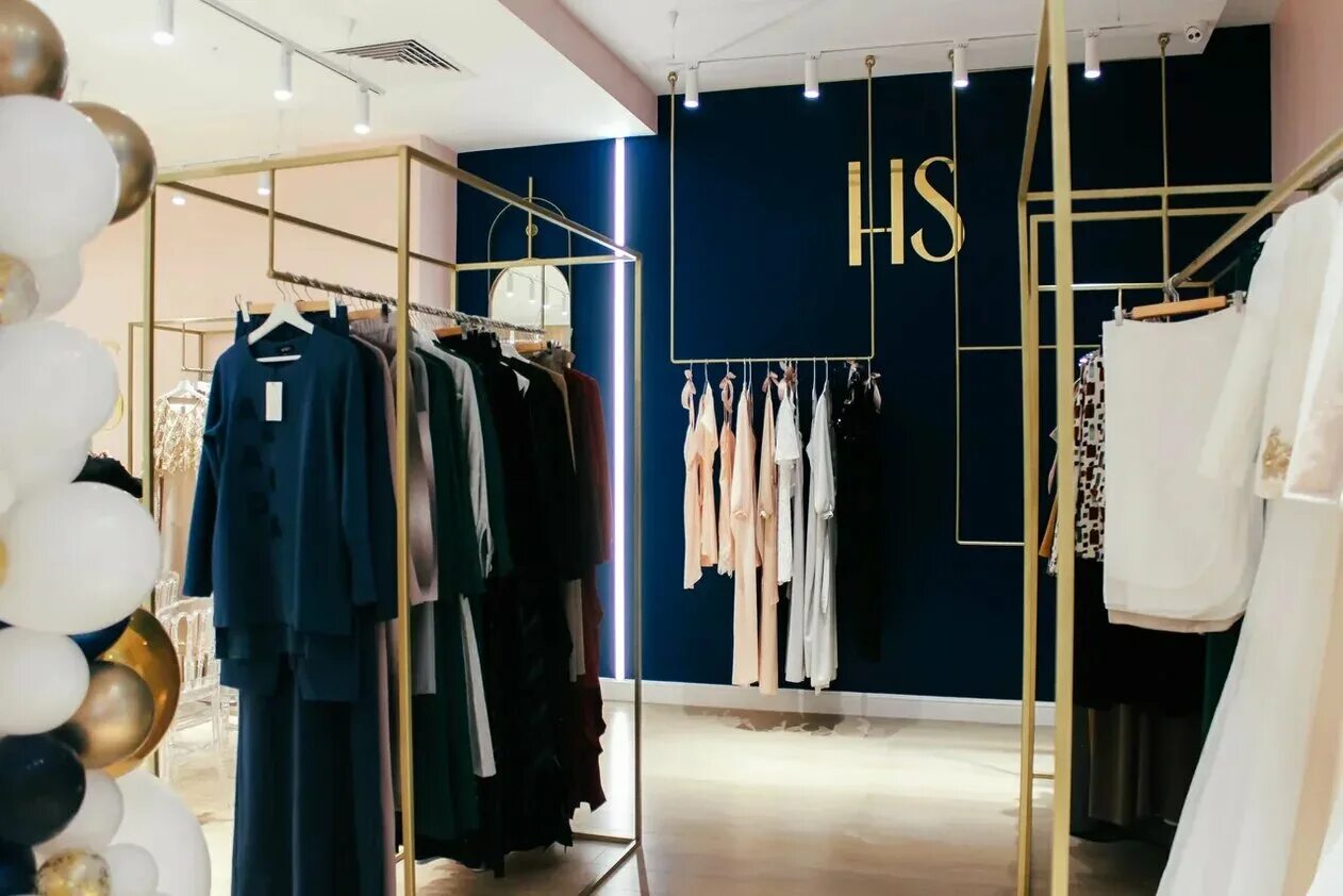 Н валеев литературный чистополь. Одежда чистополь. Валберис платья мусульманские. Директор по маркетингу crocs россия. Искусство чистополя.